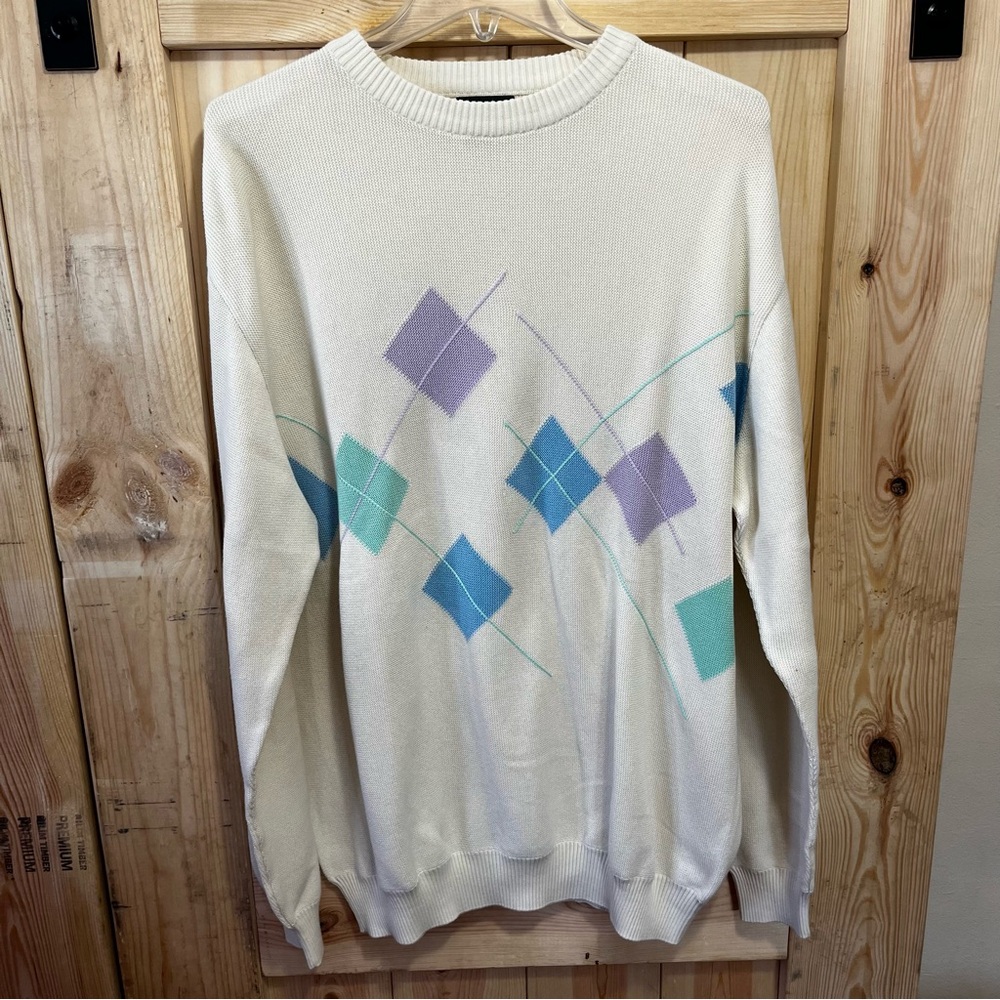 Andean Size Large White with Pastel Diamond Design Crew Neck Pullover Sweater
